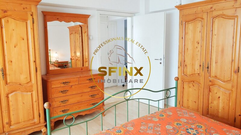 Unirii, apartament cu 5 camere de inchiriat.