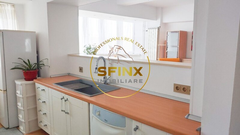 Unirii, apartament cu 5 camere de inchiriat.